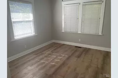 119 Luzena Avenue, Vacaville, CA 95688 - Photo 12