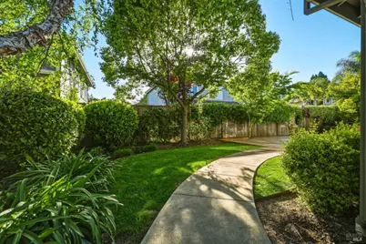 1127 Serendipity Way, Napa, CA 94558 - Photo 20