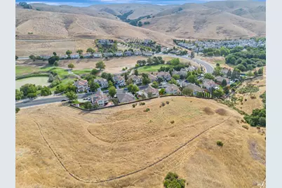 1607 Landmark Drive, Vallejo, CA 94591 - Photo 24