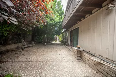 811 Azalea Way, Vacaville, CA 95688 - Photo 28