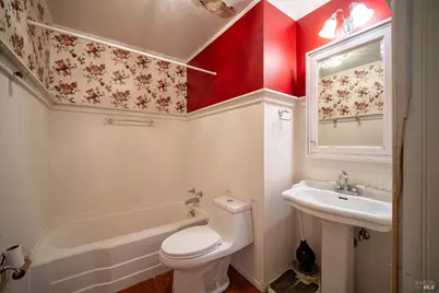 811 Azalea Way, Vacaville, CA 95688 - Photo 22