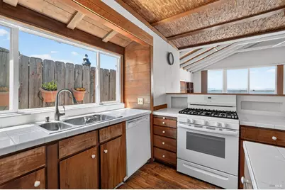 34 Sandy Beach Road, Vallejo, CA 94590 - Photo 16