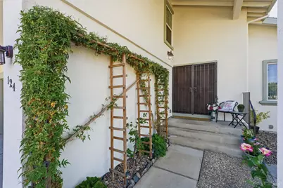 124 Kingsland Court, Vacaville, CA 95687 - Photo 4