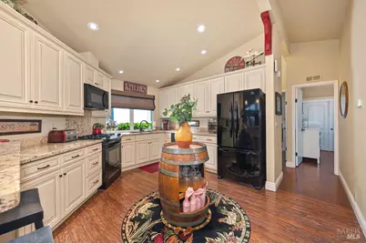 Falcon Crest Circle, Napa, CA 94558 - Photo 18