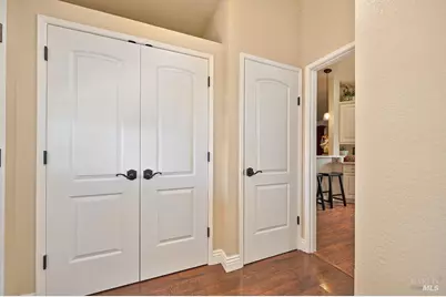 Falcon Crest Circle, Napa, CA 94558 - Photo 22