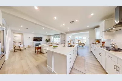 425 Vanderbilt Drive, Dixon, CA 95620 - Photo 4