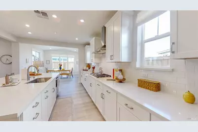 425 Vanderbilt Drive, Dixon, CA 95620 - Photo 18