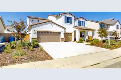 425 Vanderbilt Drive, Dixon, CA 95620 - Photo 2