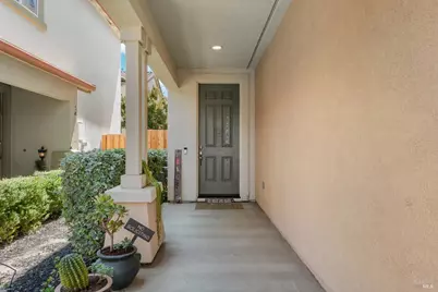 431 Rosso Court, Vacaville, CA 95687 - Photo 4