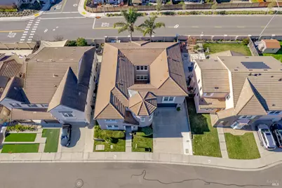 247 Cantada Way, American Canyon, CA 94503 - Photo 2