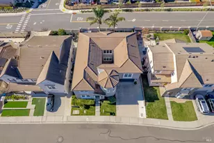 247 Cantada Way, American Canyon, CA 94503 - Photo 2