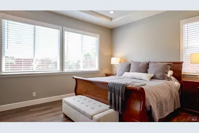 625 Sparrowhawk Drive, Vacaville, CA 95687 - Photo 18