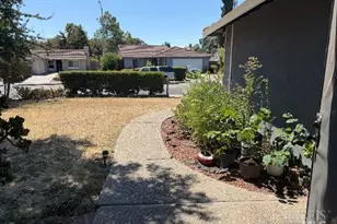 1666 Ontario Ct, Fairfield, CA 94533 - Photo 2