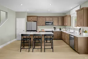 2440 Northridge Ln, Santa Rosa, CA 95403 - Photo 6
