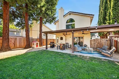 160 Colby Court, Vacaville, CA 95687 - Photo 22