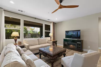 978 Day Lilly Drive, Vacaville, CA 95687 - Photo 12