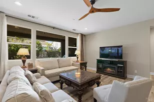 978 Day Lilly Dr, Vacaville, CA 95687 - Photo 12