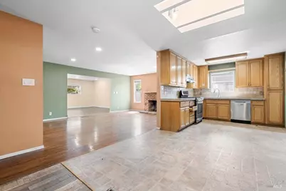 504 Jack London Drive, Santa Rosa, CA 95409 - Photo 2