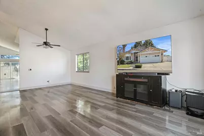 903 E Atlantic Avenue, Fairfield, CA 94533 - Photo 6