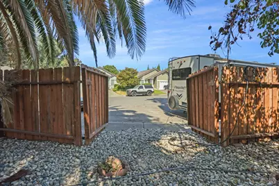 903 E Atlantic Avenue, Fairfield, CA 94533 - Photo 28