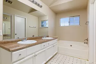 2824 Candleberry Way, Fairfield, CA 94533 - Photo 12