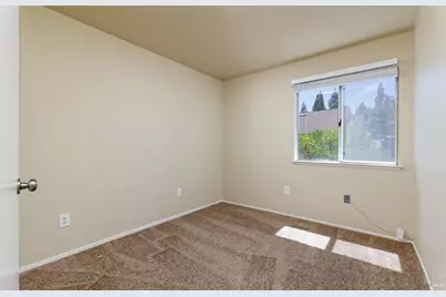 2824 Candleberry Way, Fairfield, CA 94533 - Photo 14