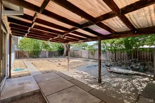 1013 Flicker Ln, Fairfield, CA 94533 - Photo 18