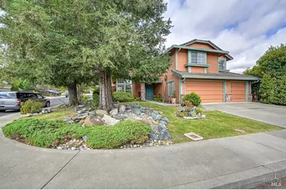 242 Alder Crest Way, Vacaville, CA 95688 - Photo 2