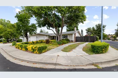454 Corte Toledo Court, Vacaville, CA 95688 - Photo 4