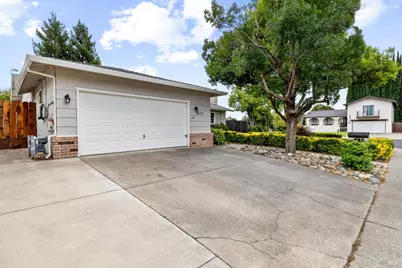 454 Corte Toledo Court, Vacaville, CA 95688 - Photo 6