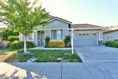 293 Mandarin Circle, Vacaville, CA 95687 - Photo 2