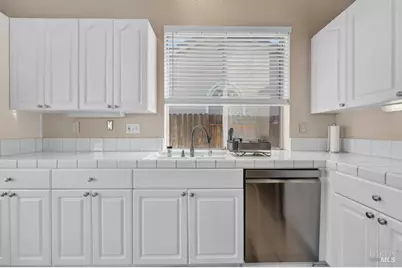1019 Copper Court, Vacaville, CA 95687 - Photo 24