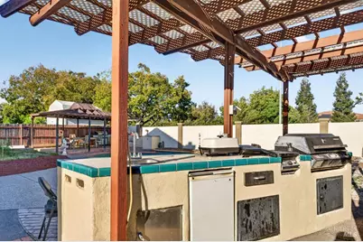 1019 Copper Court, Vacaville, CA 95687 - Photo 62