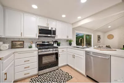 440 Edgewood Drive, Vacaville, CA 95688 - Photo 12