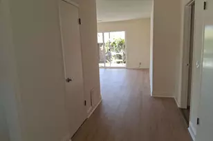221 White Oak Dr, Santa Rosa, CA 95409 - Photo 2