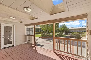 5050 Melissa Ln, Vacaville, CA 95688 - Photo 26