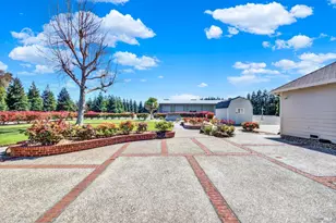 5050 Melissa Ln, Vacaville, CA 95688 - Photo 12