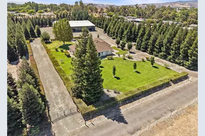 5050 Melissa Lane, Vacaville, CA 95688 - Photo 2