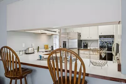 16 Cottonwood Drive, San Rafael, CA 94901 - Photo 12