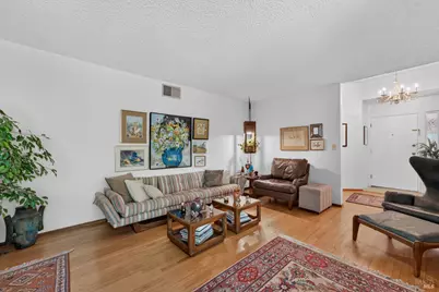 351 Alamo Drive, Vacaville, CA 95688 - Photo 8