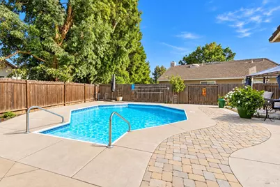 348 Schooner Court, Vacaville, CA 95687 - Photo 38