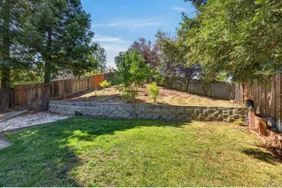 121 Sunnyglen Drive, Vallejo, CA 94591 - Photo 40