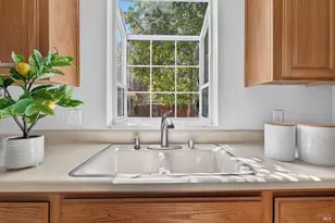 528 San Remo Ct, Fairfield, CA 94533 - Photo 4