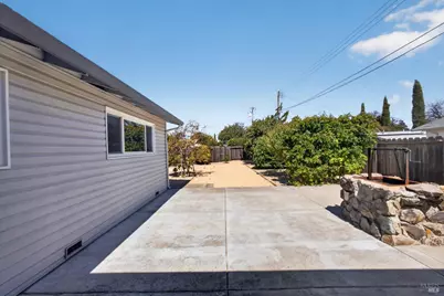 528 San Remo Court, Fairfield, CA 94533 - Photo 36