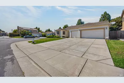 1030 Revelle Drive, Dixon, CA 95620 - Photo 12