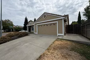 1865 Dorris Ct, Dixon, CA 95620 - Photo 14