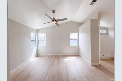 1865 Dorris Court, Dixon, CA 95620 - Photo 4