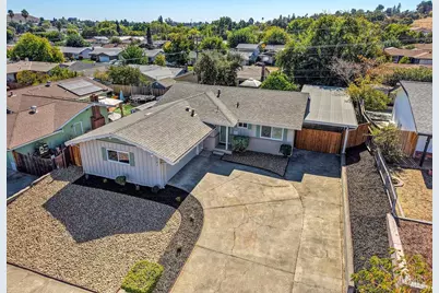161 Lomita Avenue, Vacaville, CA 95688 - Photo 38