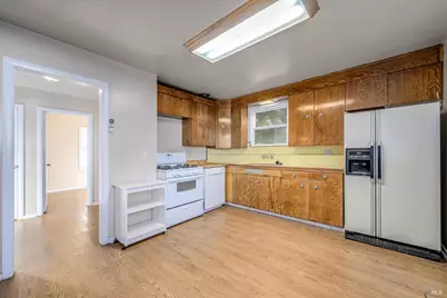 140 W Cherry Street, Dixon, CA 95620 - Photo 8