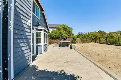 124 Brigantine Road, Vallejo, CA 94591 - Photo 32